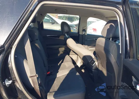 2016 Kia Sorento 2.4L L from USA, damaged, VIN 5XYPG4A3XGG068093